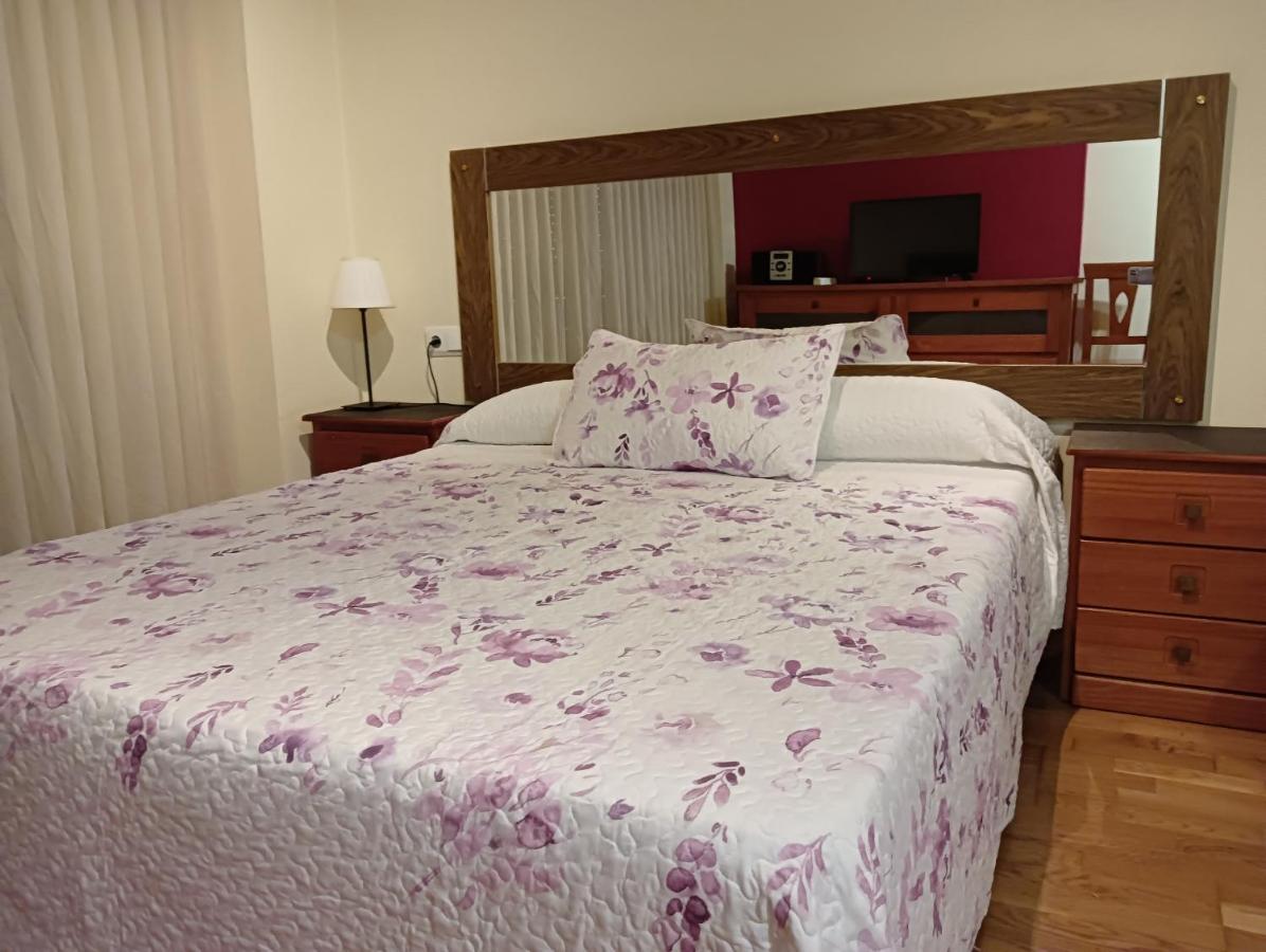 Apartamentos Chevere Granate Oviedo Kültér fotó