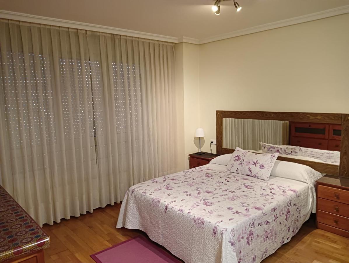 Apartamentos Chevere Granate Oviedo Kültér fotó